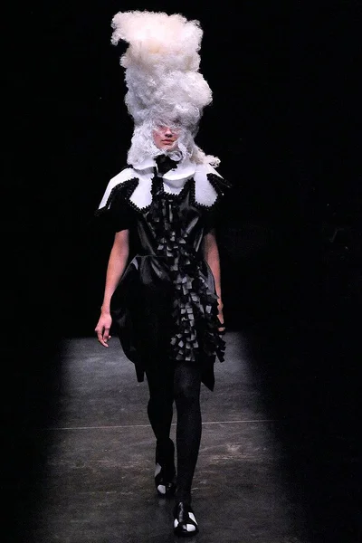 Look 33